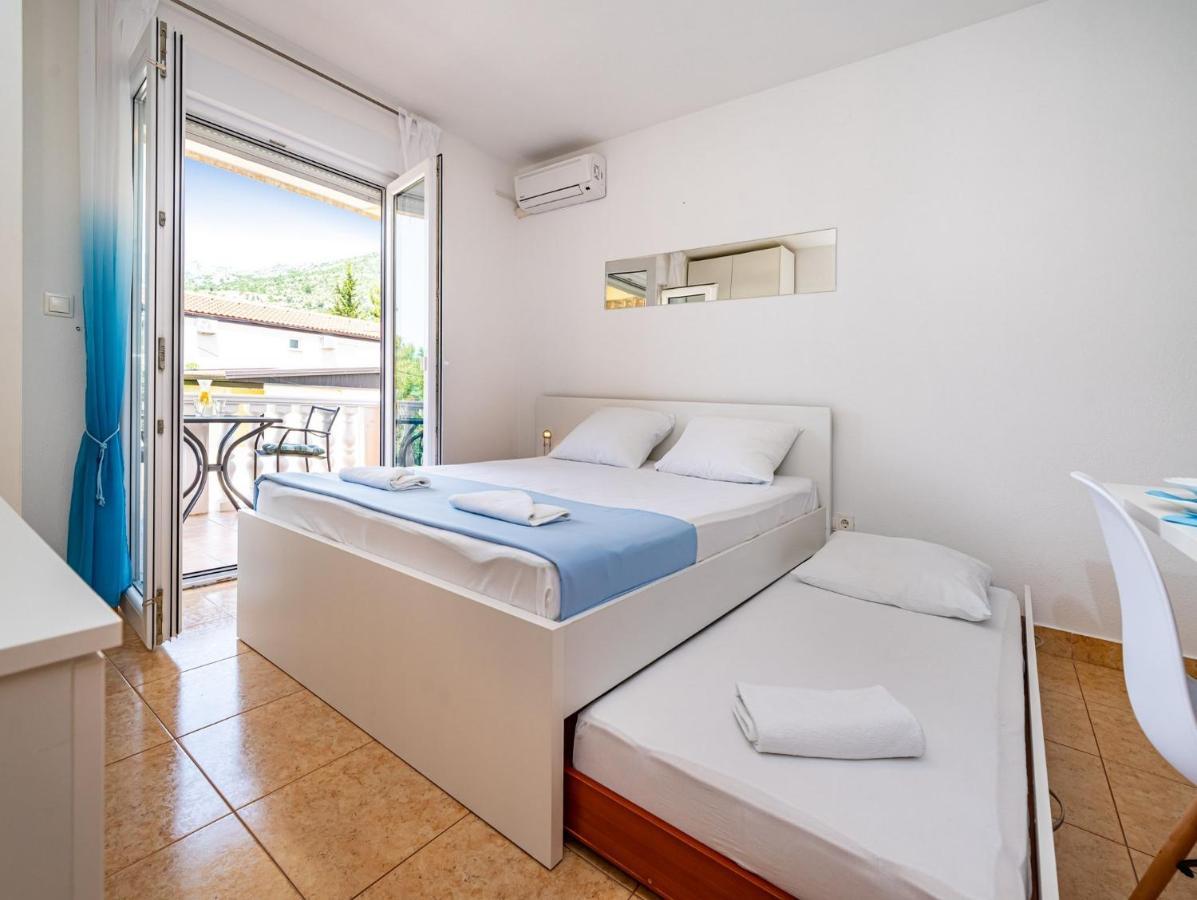 Apartments Prkacin スタリグラード エクステリア 写真
