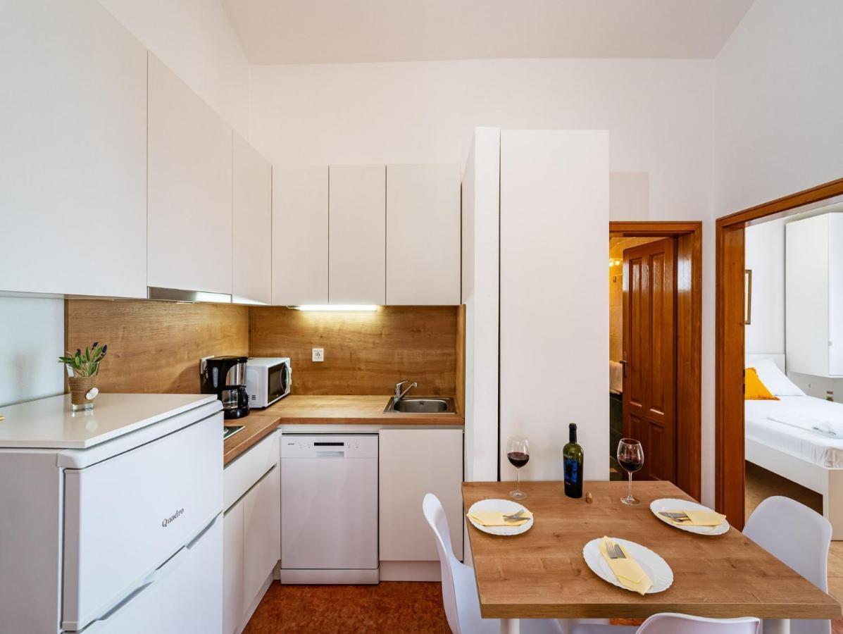 Apartments Prkacin スタリグラード エクステリア 写真
